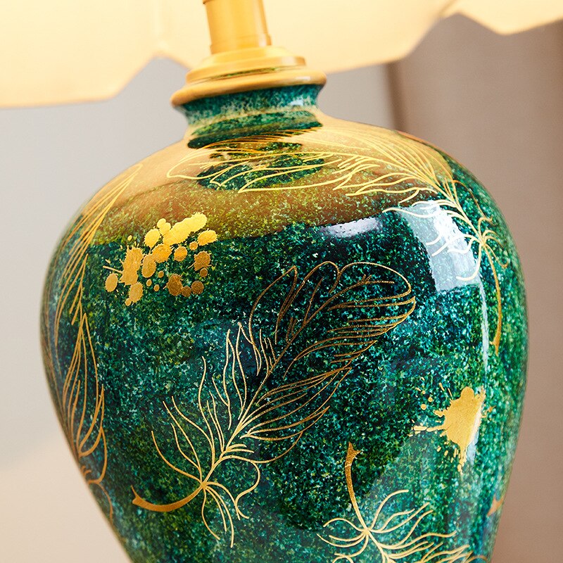 Leaf Pattern Lamp