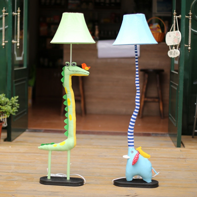 Crocodile-Themed Lamp