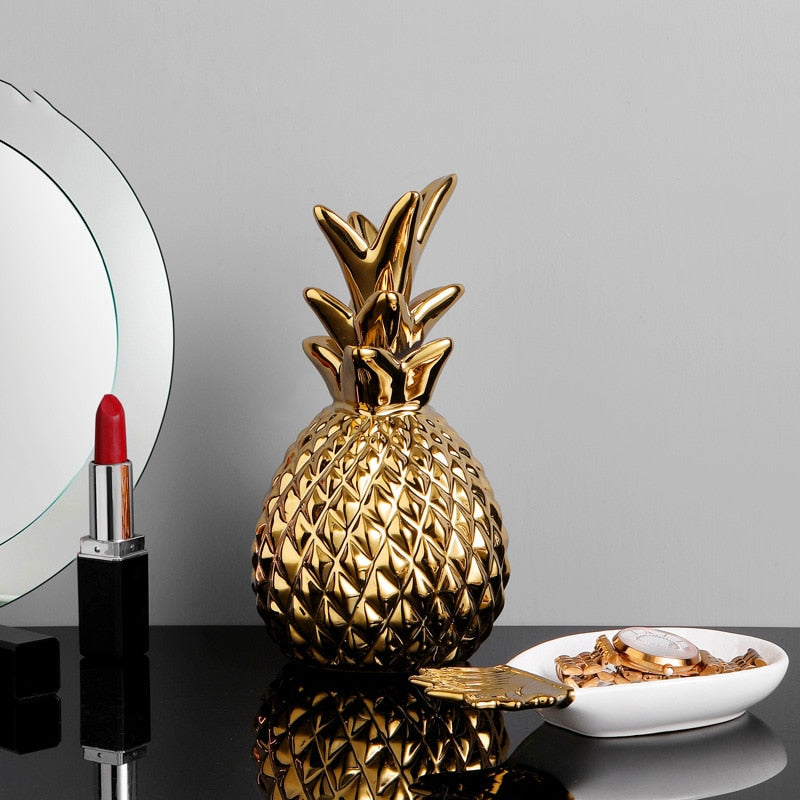 Pineapple Pattern Garden Ornaments