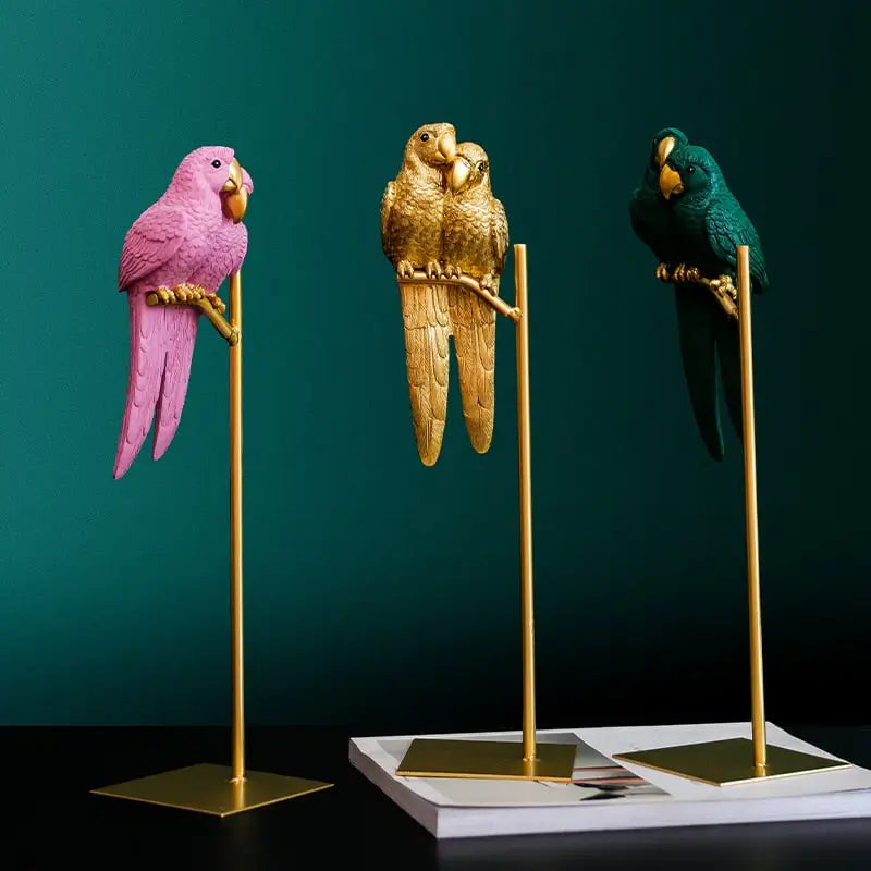 Couple of parrot Statue